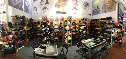 廣交會上的帽子工廠參展商 廣交會上的帽子工廠參展商