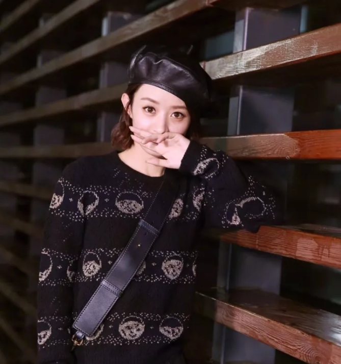 今年秋冬最chic！原來短發(fā)和帽子這么配??！