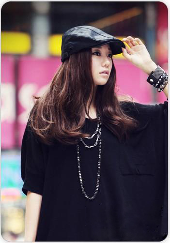 帽子是時(shí)尚達(dá)人們必備的造型單品 帽子是時(shí)尚達(dá)人們必備的造型單品