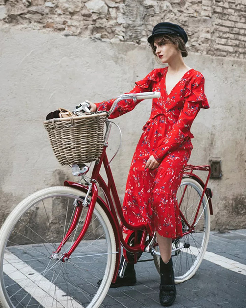 寒冬不怕狂風吹毀造型，報童帽就是你的時髦大招！