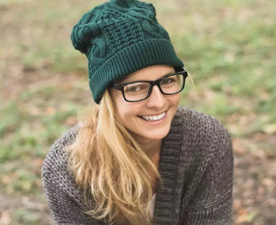 雪花飛舞，一頂帽子秒變女神